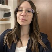 Offro lezioni private online di italiano e inglese a studenti delle scuole elementari e medie, adottando un approccio coinvolgente